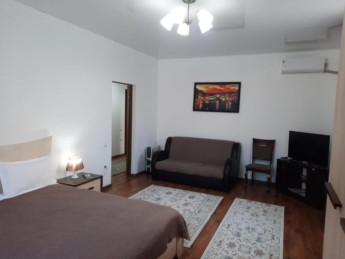 Апарт Отель Welcome Taldykorgan Exteriör bild